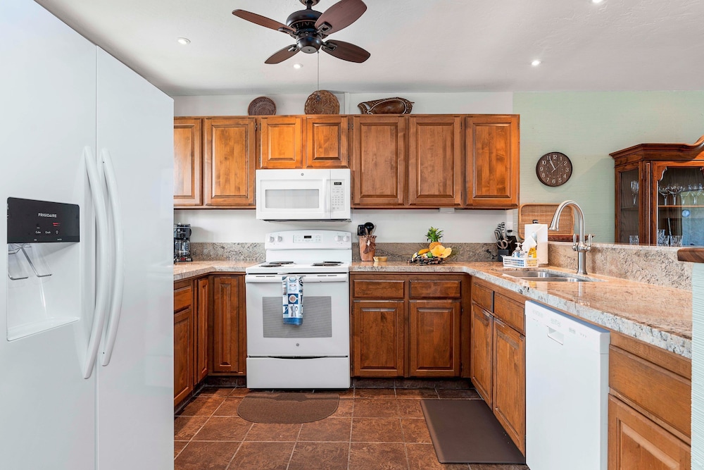 Concierge Included- No Stairs - Fantastic Ocean View - Spacious Lanai-vrkcv
