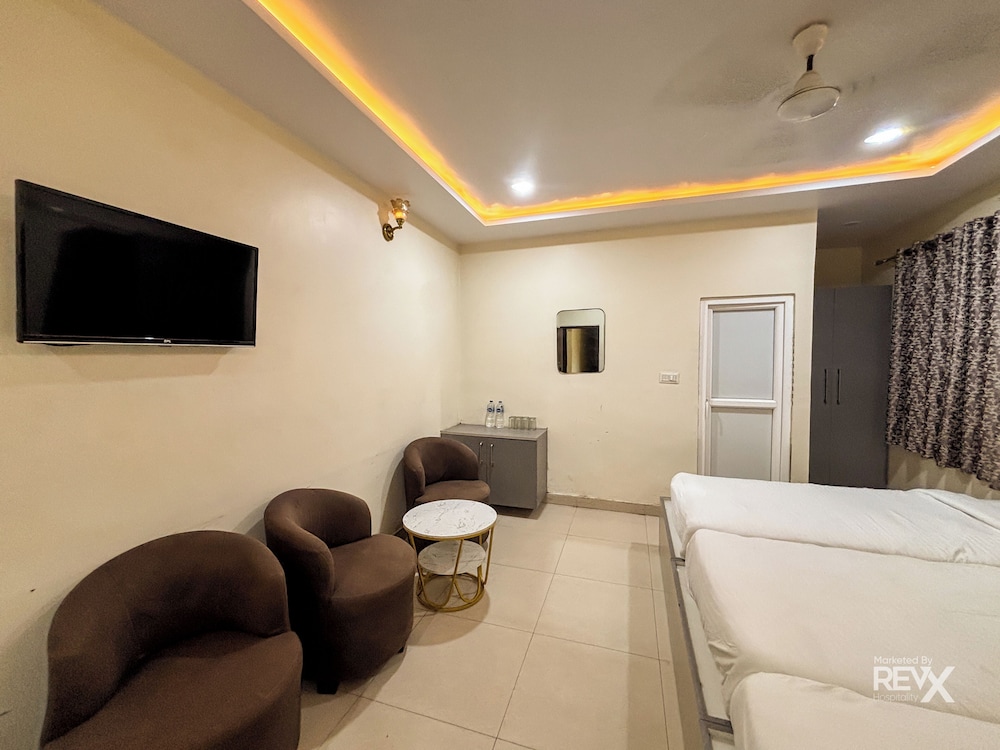 Hotel Diamond Palace
