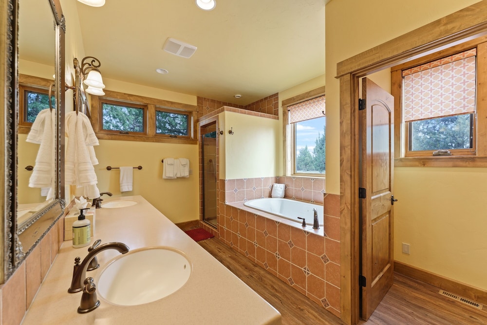High Lowe 4 Bedroom Home