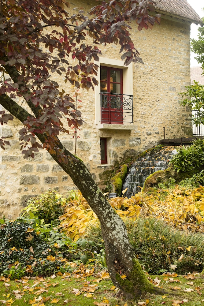 Le Hameau de Courances view 3
