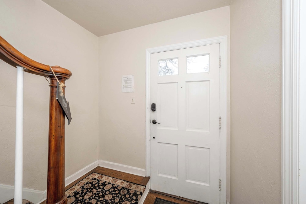 Kenwood Keys Suites for 12!
