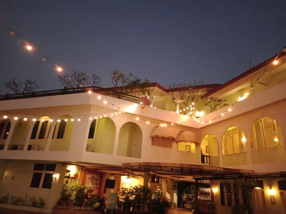 Casa Holiday Hotel