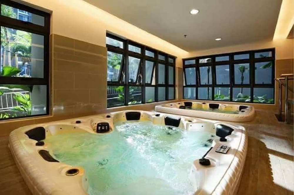 Atlantis Residences Delightful Homes by Step-In photo 3