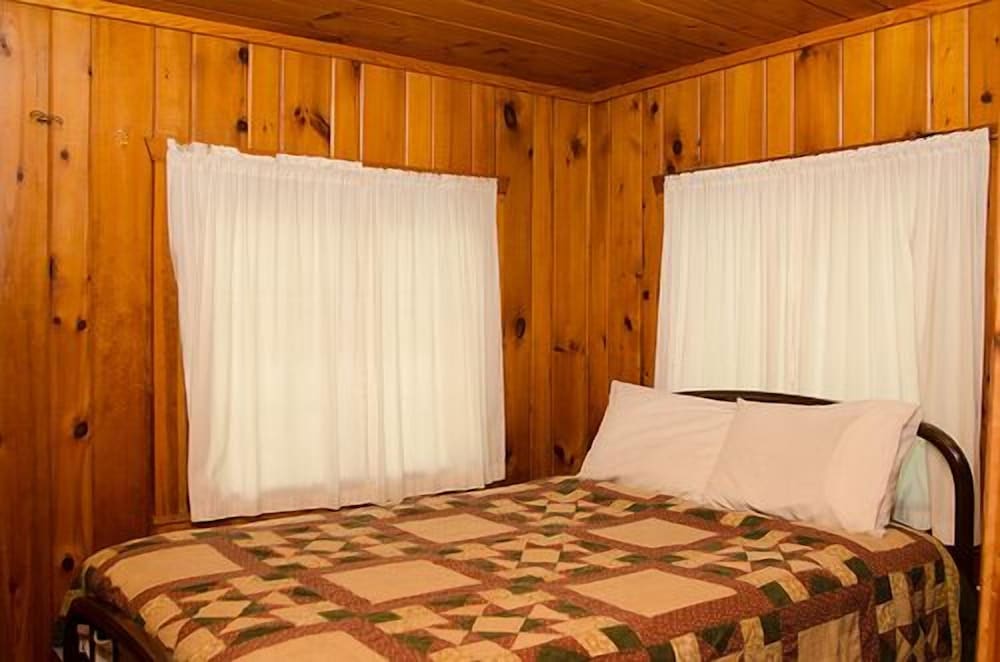 Woodland Beach Resort