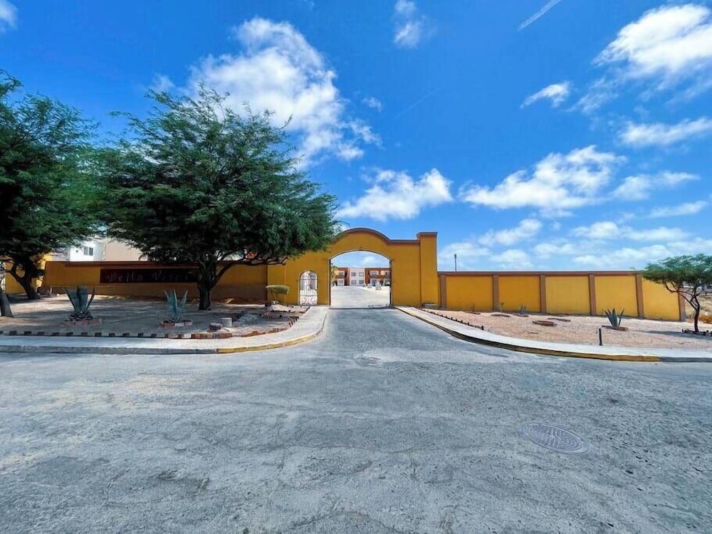 Gated 2BR Apartment Near Sandy Beach