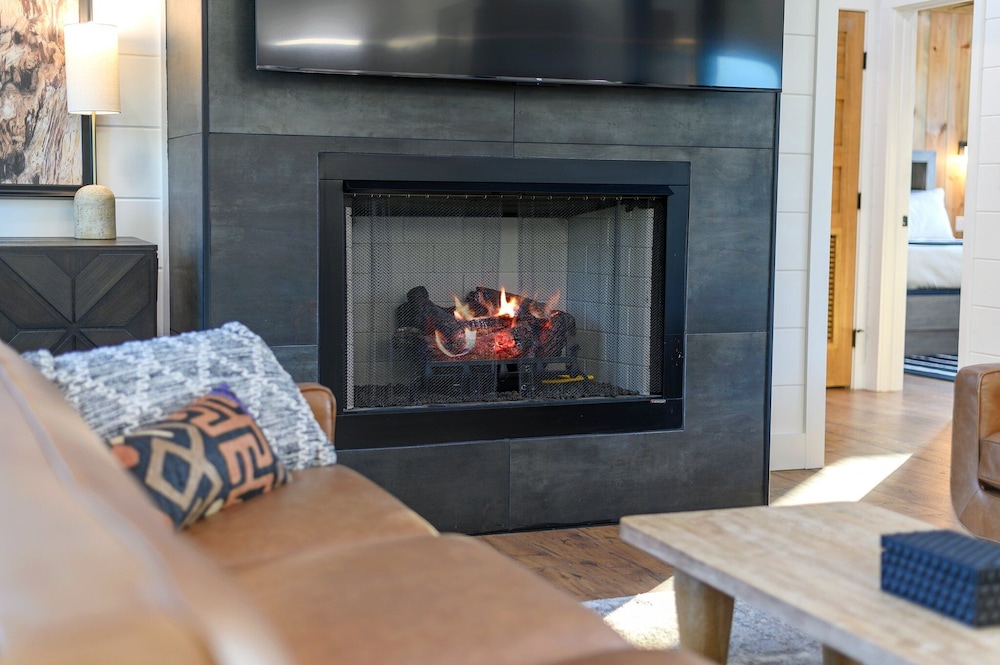 Luxury Retreat in Broken Bow