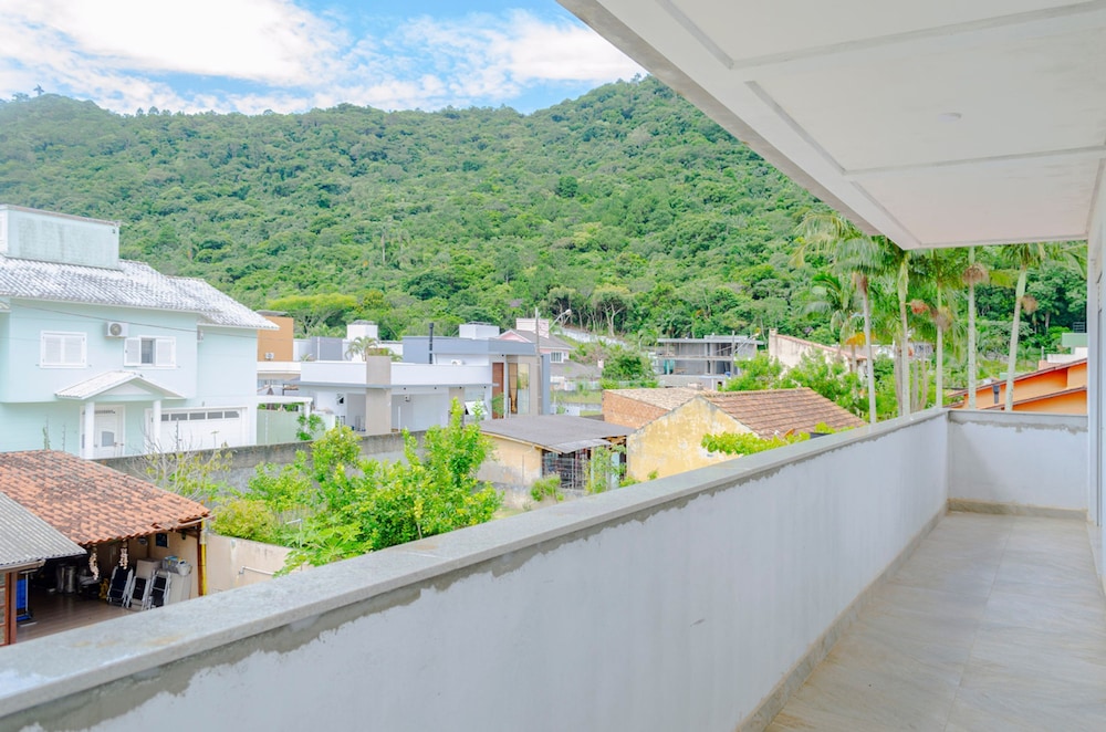 Casa em Condom nio Fechado c Wi-fi a 150m da Praia