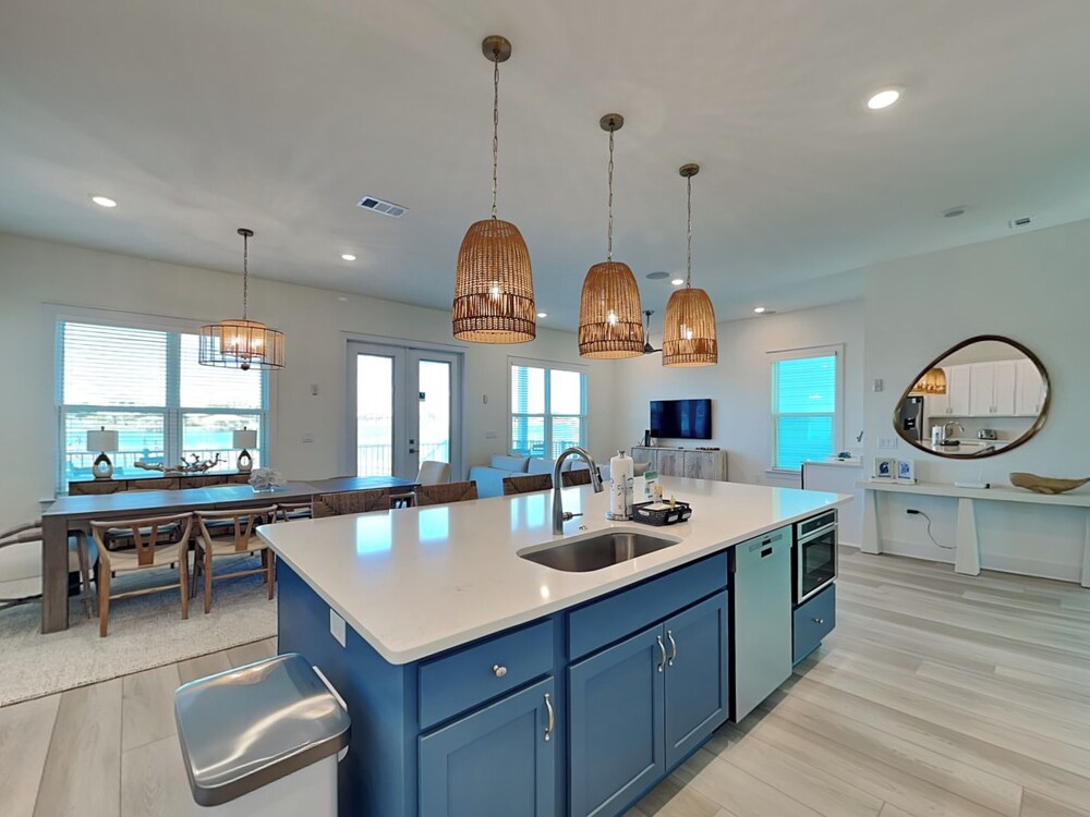 Yacht Harbor House by Southern Vacation Rentals