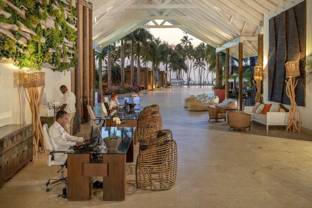 Viva V Samana by Wyndham, A Trademark Adults All Inclusive - Photo 2