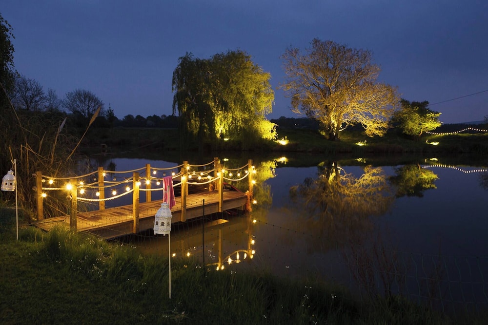Lakeside Sussex Retreat