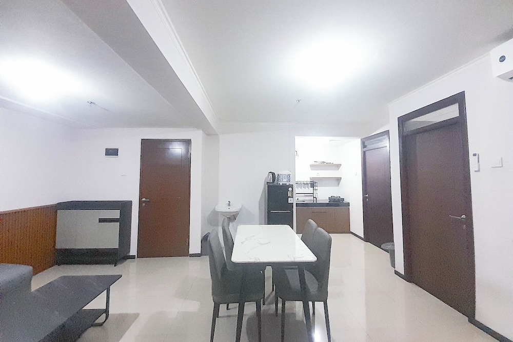 Grey Nest 2Br At Gateway Pasteur Apartment