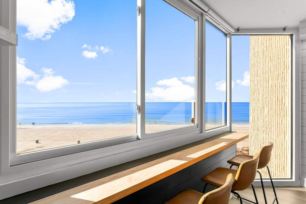 Beach Front Ocean View Condo - Top of the Gulf 523