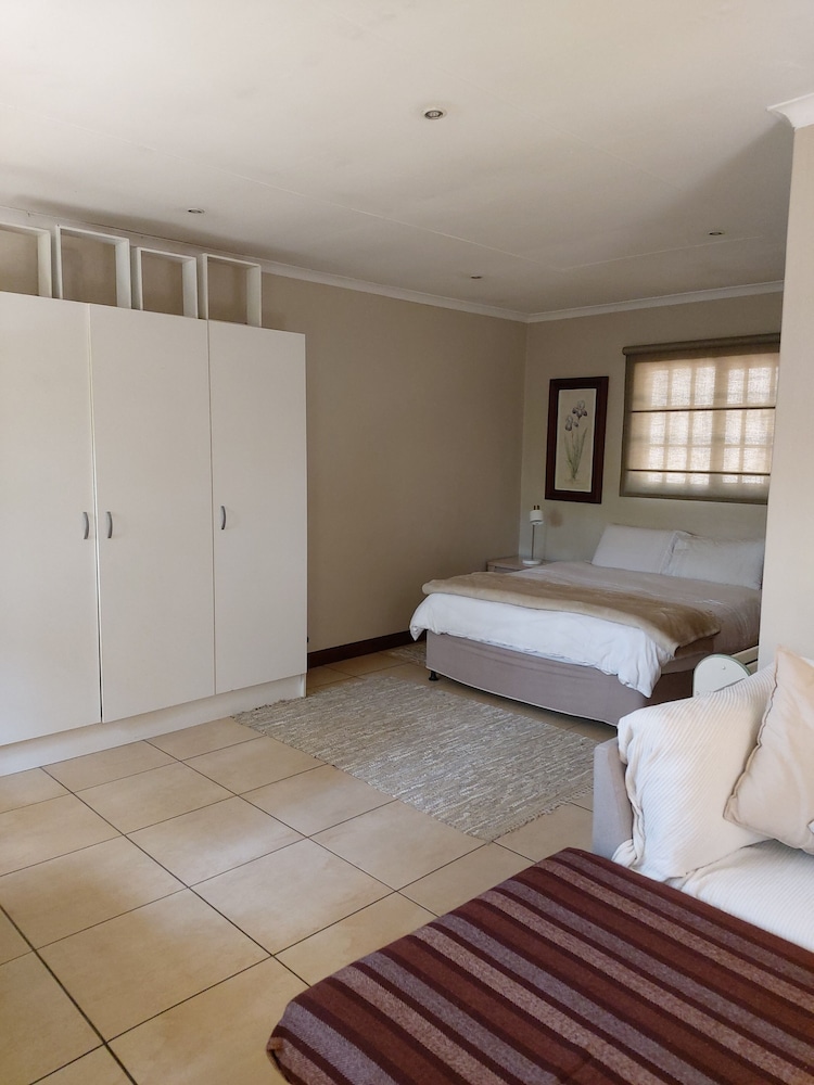 Strathavon Guest House view 4