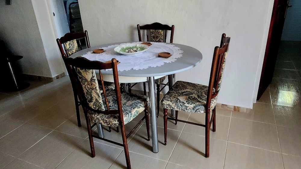 Casita-1 To 7guests-private/pool-patio-bbq-parking