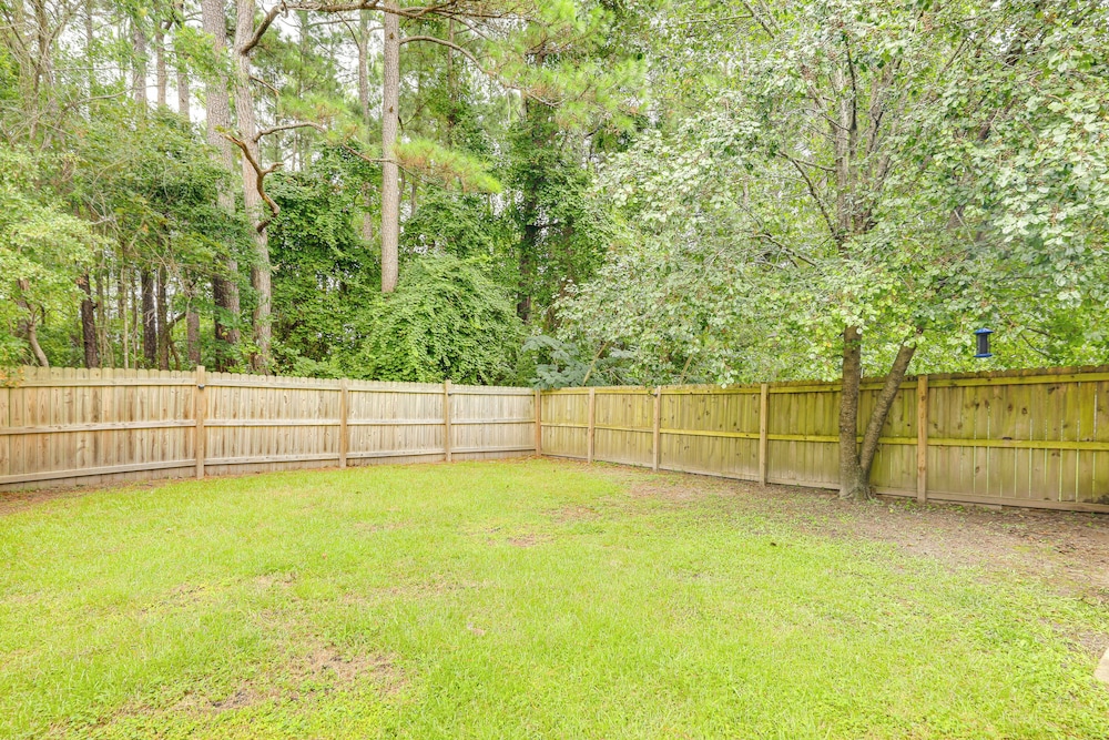 Jacksonville Home By Camp Lejeune, Beaches & More!