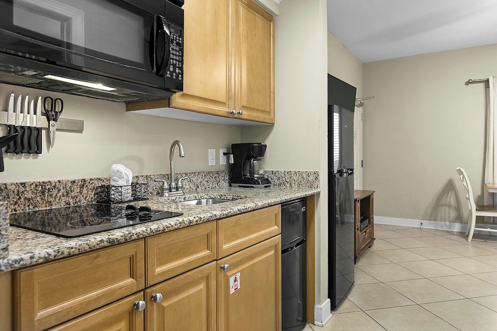 Escapes to the Shores #902 by Southern Vacation Rentals