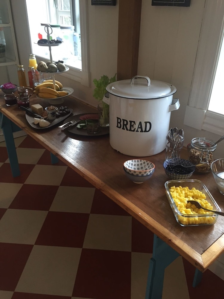 Alsbrogaard Deluxe Bed & Breakfast