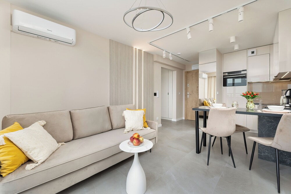 Porta Mare by Renters Prestige