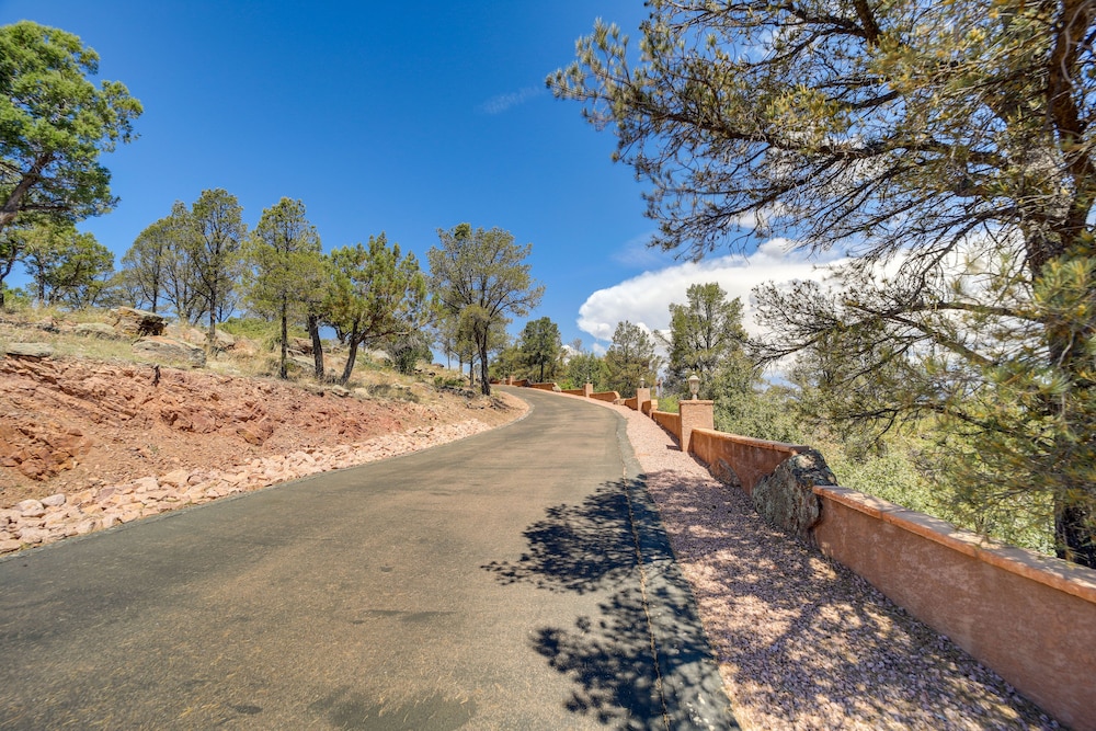 Payson Vacations - Falconcrest Payson Cottage w/ Fire Pit  Views! - Property Image 1