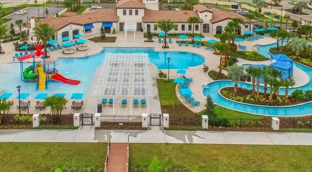 Lake View Villa - Image 4