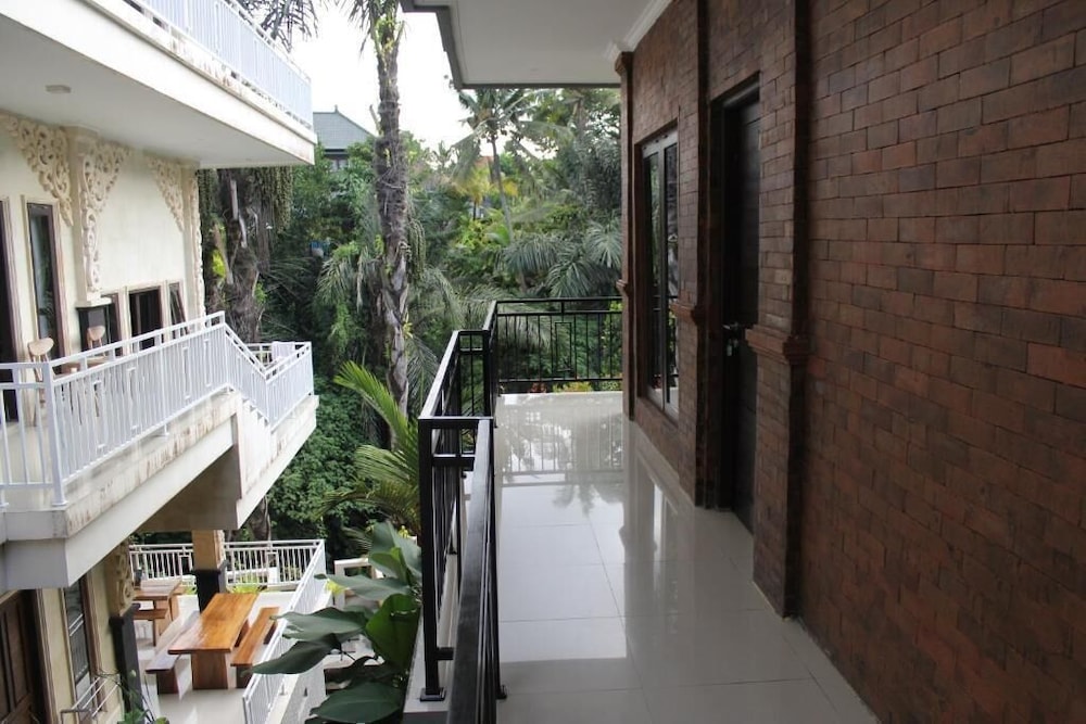 Hanaka Riverside Ubud
