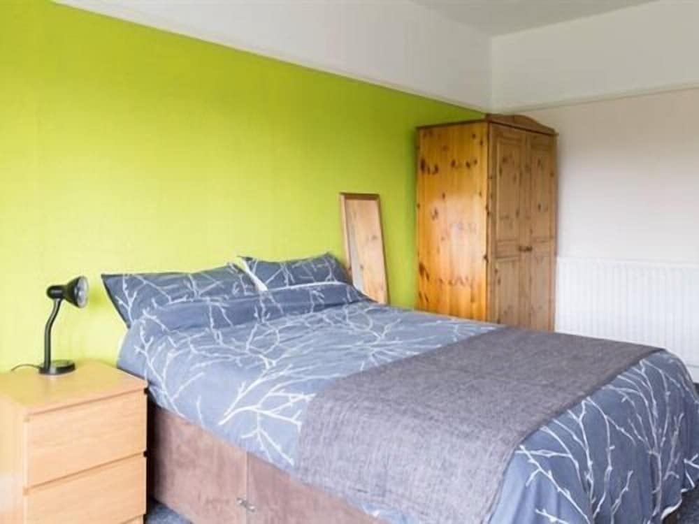 Birmingham Guest House 2