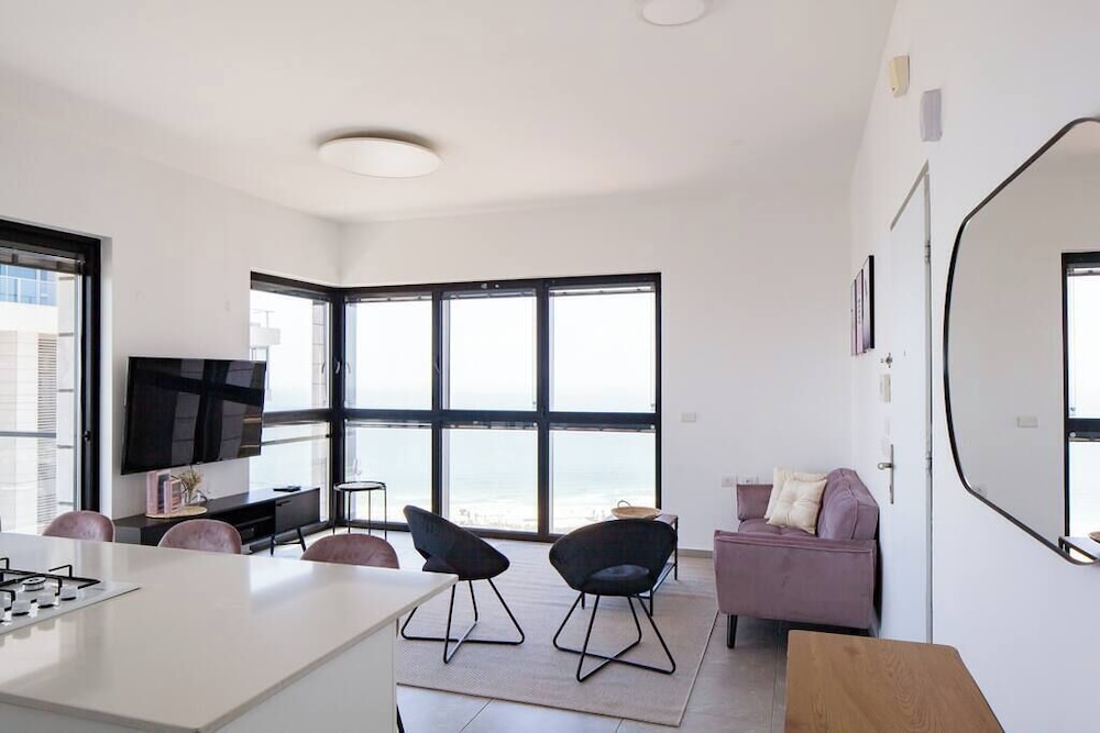 Family Getaway Sea View Parking