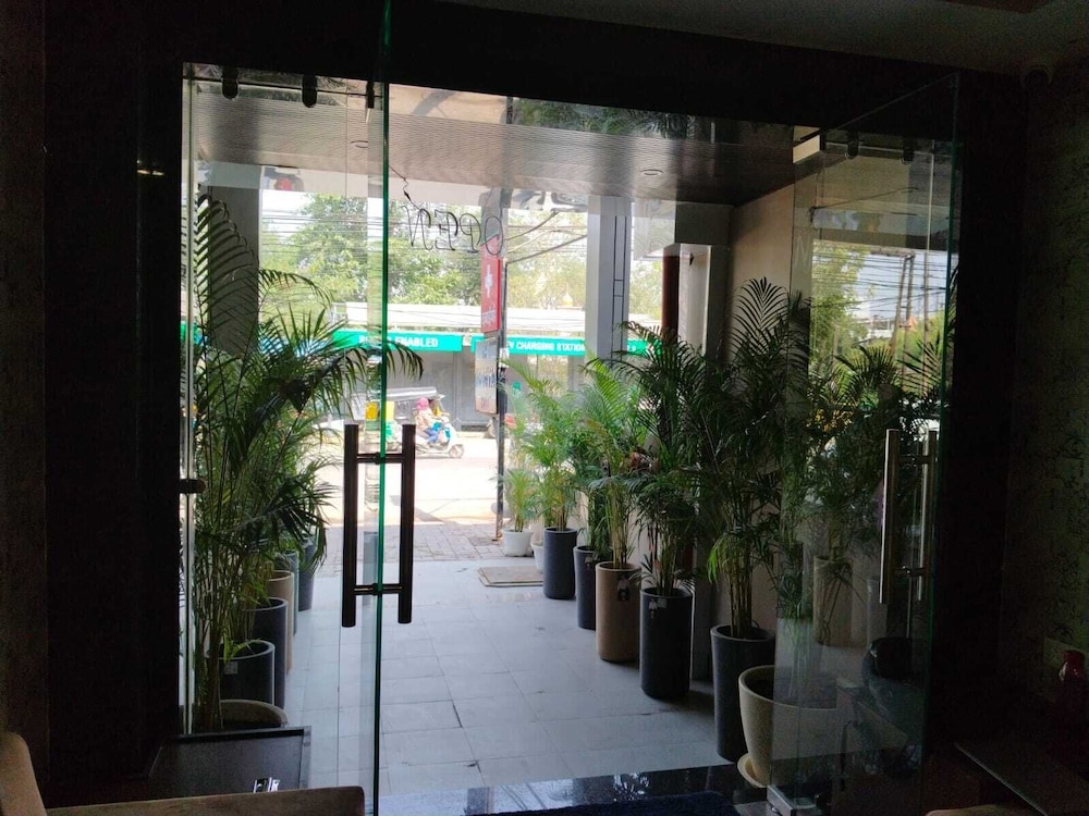 The Avinya Hotel