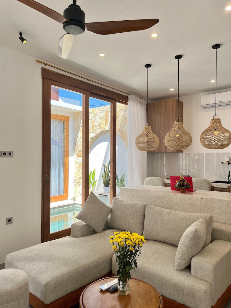 Bougenvile Luxury 2BR Private Seminyak