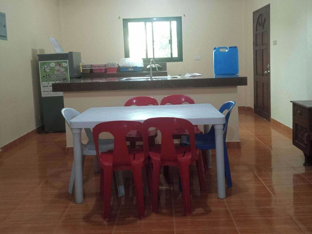 Keps Boarding House