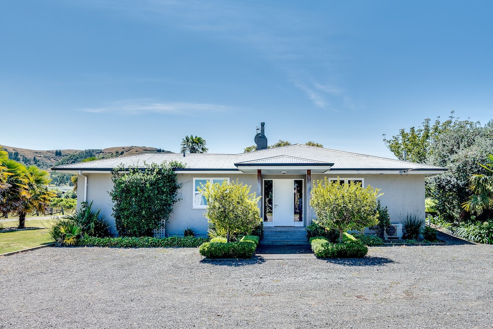 Hotel The Farmhouse at Mission Estate - Image 1