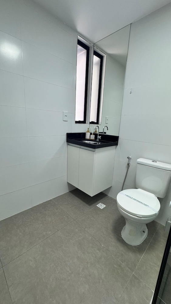 FLAT VIP SOLON MANAIRA