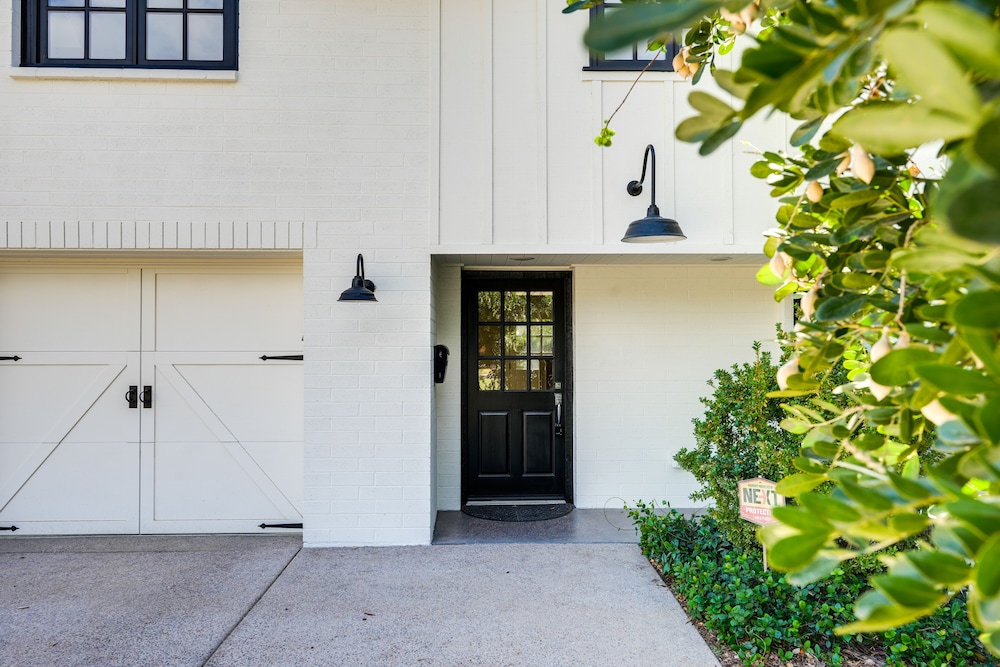 Pet-friendly Phoenix Retreat ~ 5 Mi to Downtown! view 3