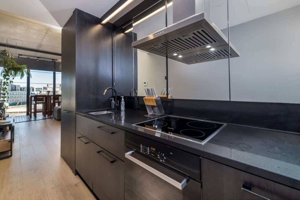 Stunning 1BR Apartment With Water Views