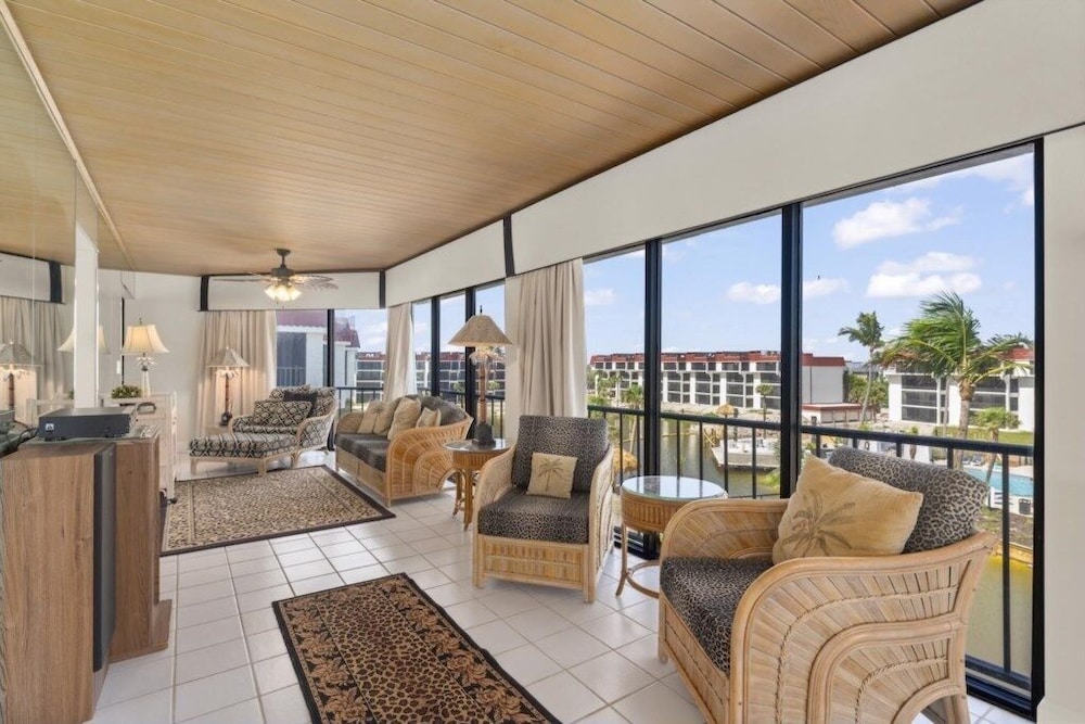 Pointe Santo A44 3 Bedroom Condo