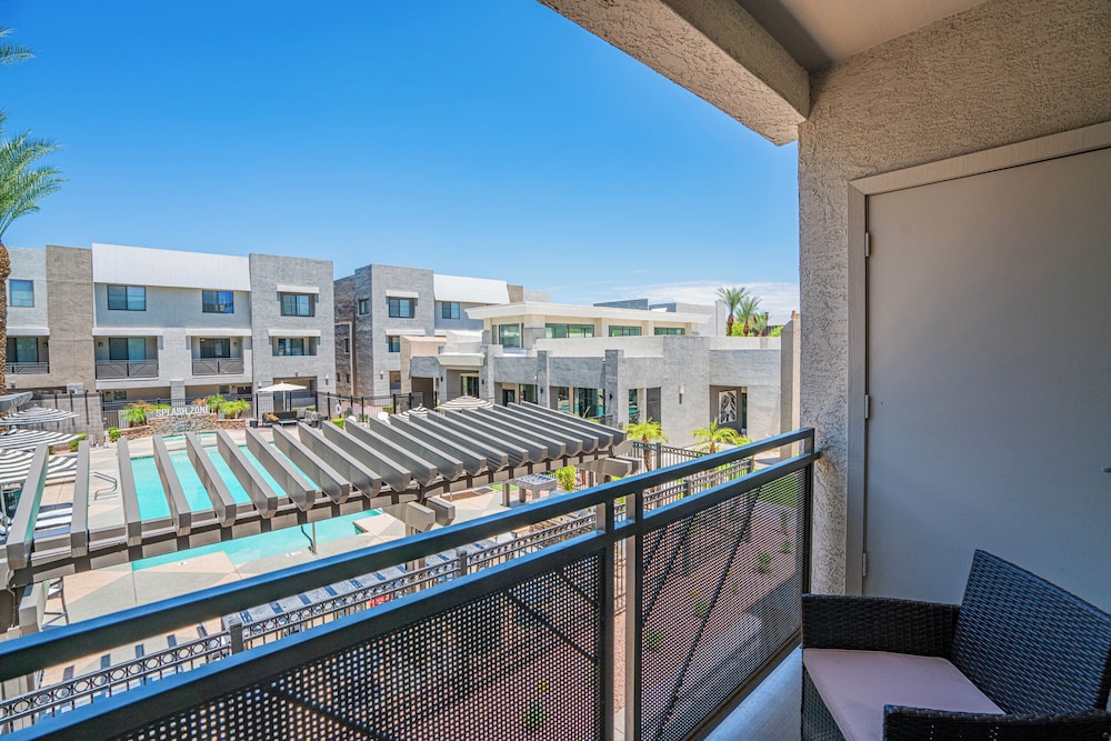 ROVE LIVING/KB - Zone Westgate