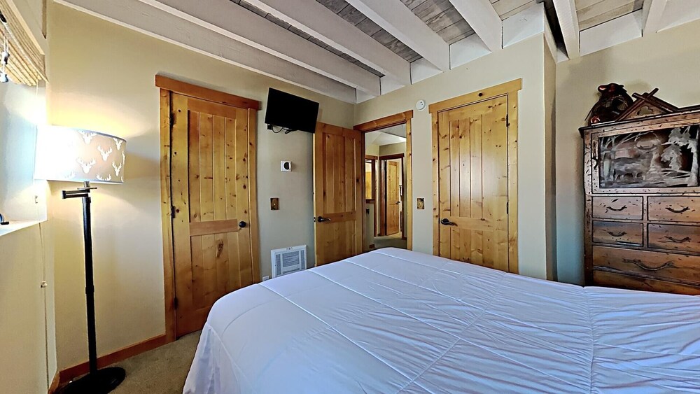 Mammoth Mountain - Vacation Condos