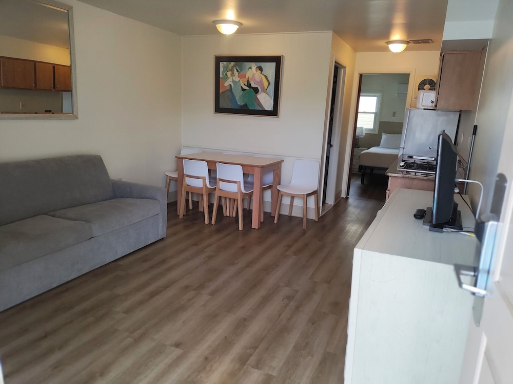 Condor Motel