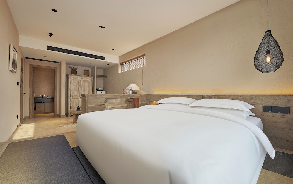 Nordsee Manor by Arcadia Collection