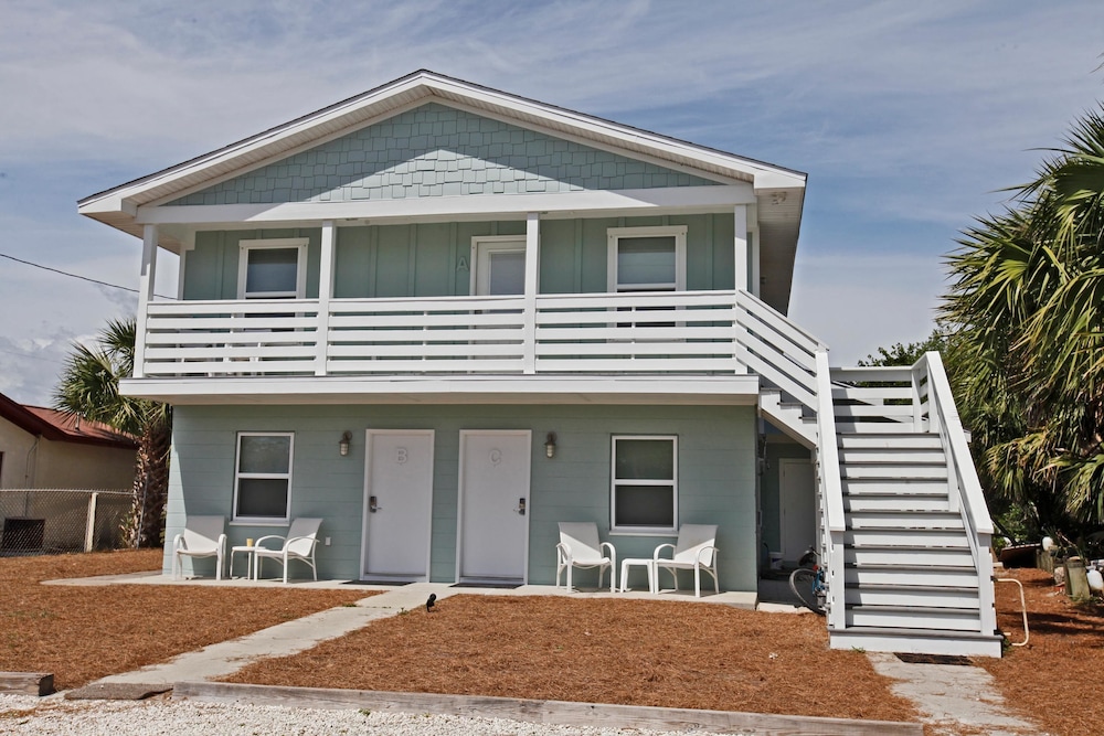 Adorable Beach Cottages in Panama City Beach by Panhandle Getaways