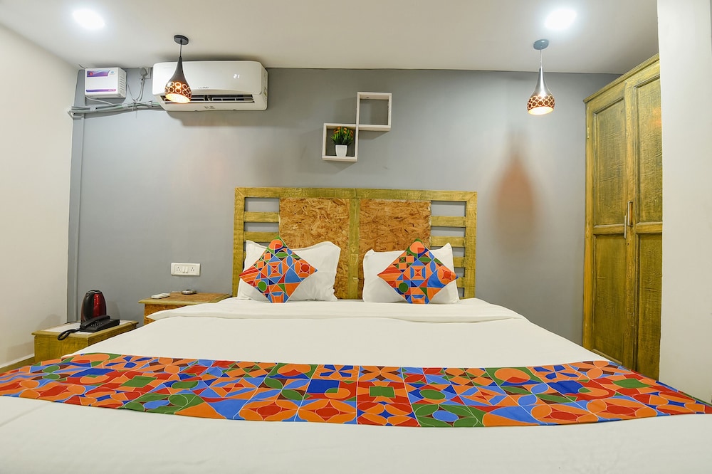 Fabhotel Edem Garden
