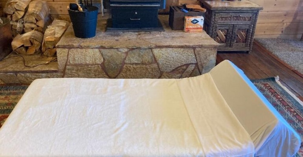 Almost Heaven Cabin - A Healthful and Relaxing Retreat