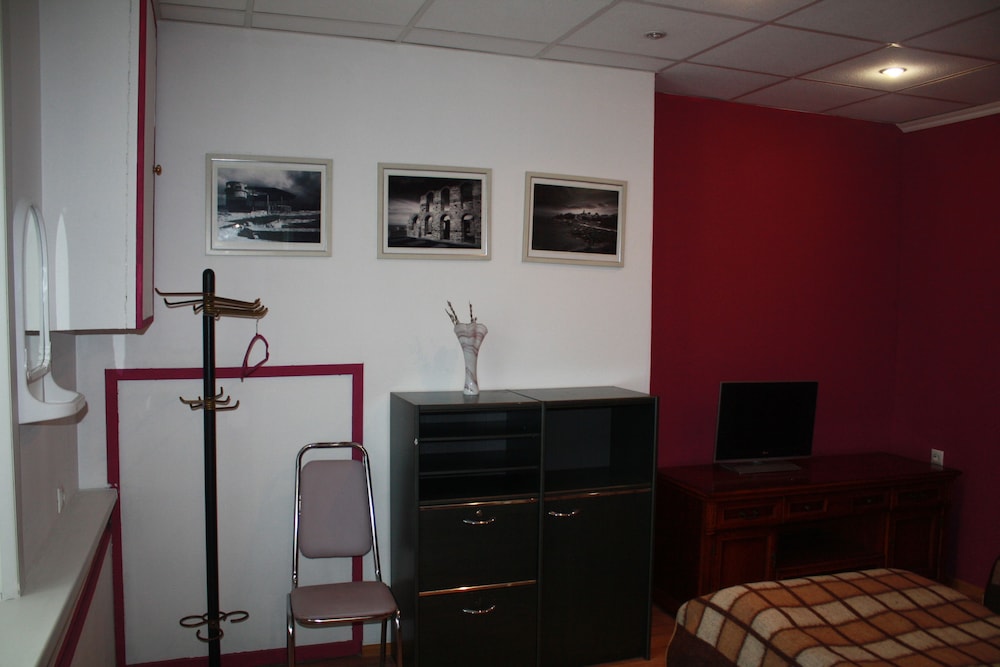 Frendzona - Hostel