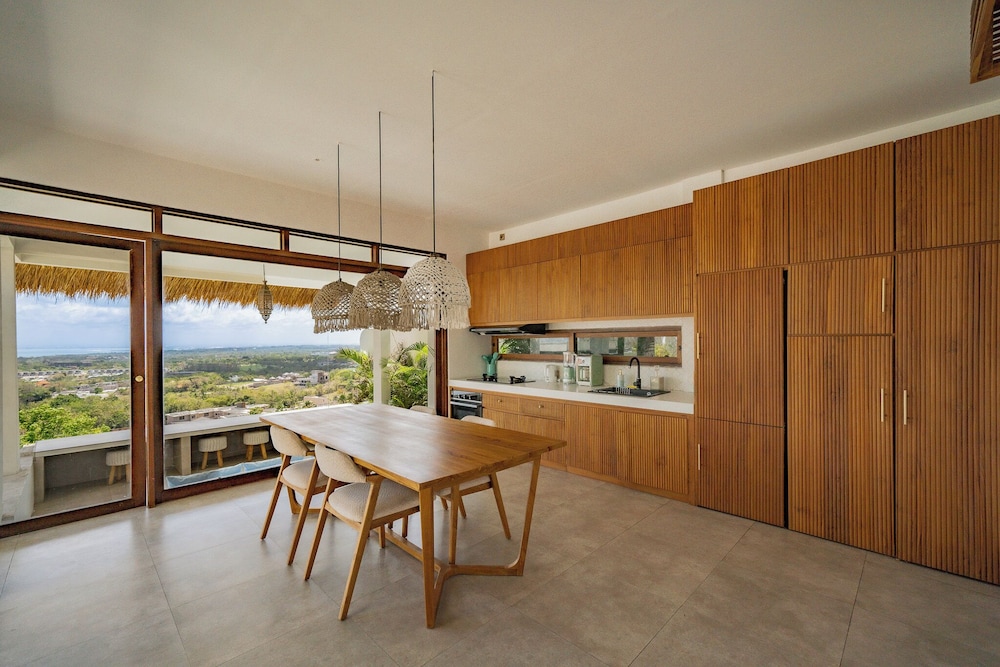 La Concha Villa and Studio Bingin