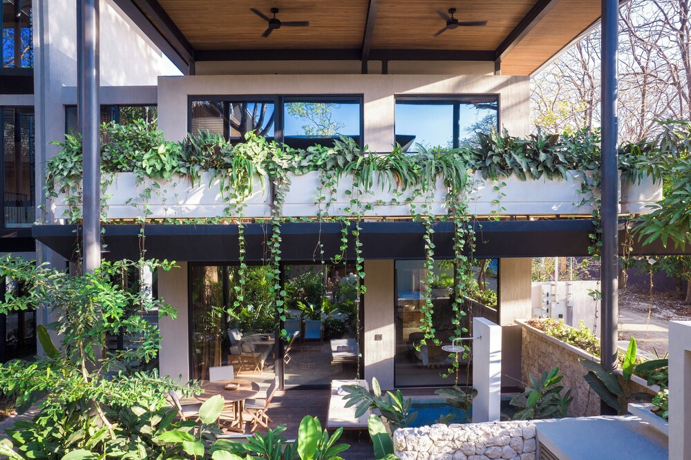 QUIN Surf Residence Nosara