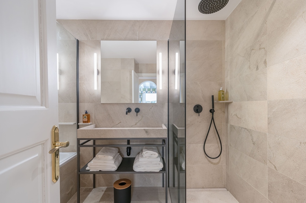 Rondaia Boutique Vineyard Stay – Mallorca, Tramuntana view 3