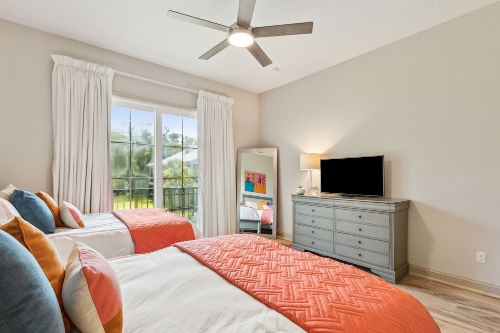 Summerwoods 204 3 Bedroom Condo