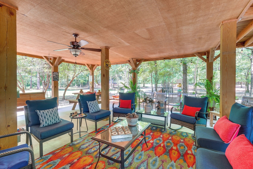 Riverfront Cabin w/ Outdoor Oasis in Seminary! - Property Image 18