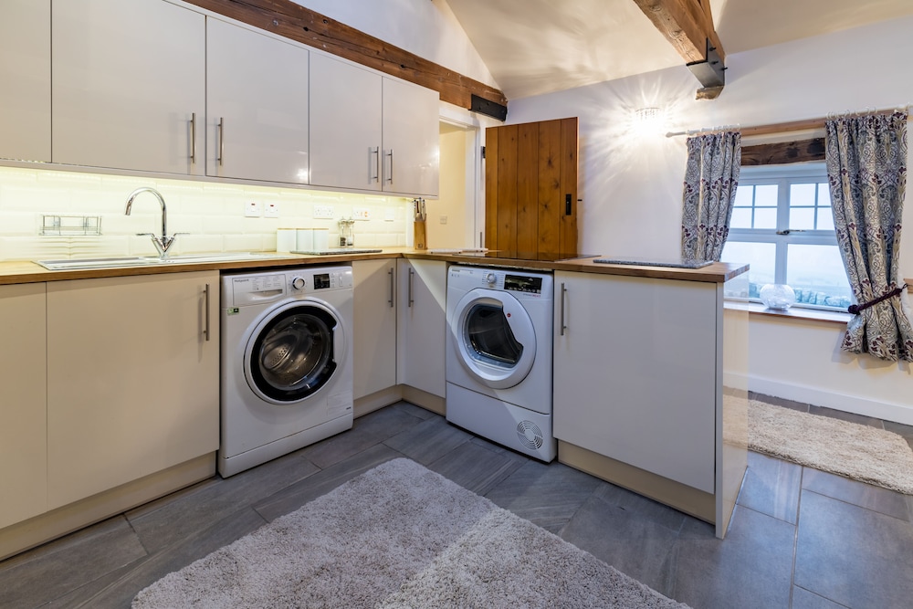 The Stables at Brambles Farm - Sleeps 2, Wifi