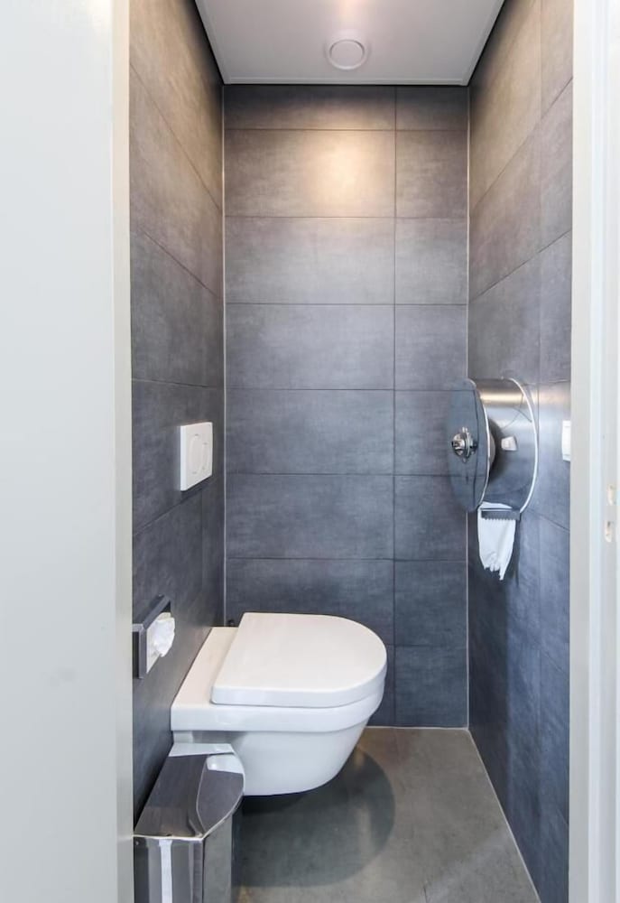 Hostel Warmoes Amsterdam